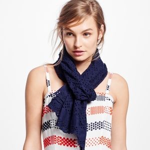NWT Brooks Brothers Blue Cotton Eyelet Scarf